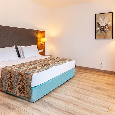 Palm Wings Kusadasi Beach Resort&Spa エクステリア 写真