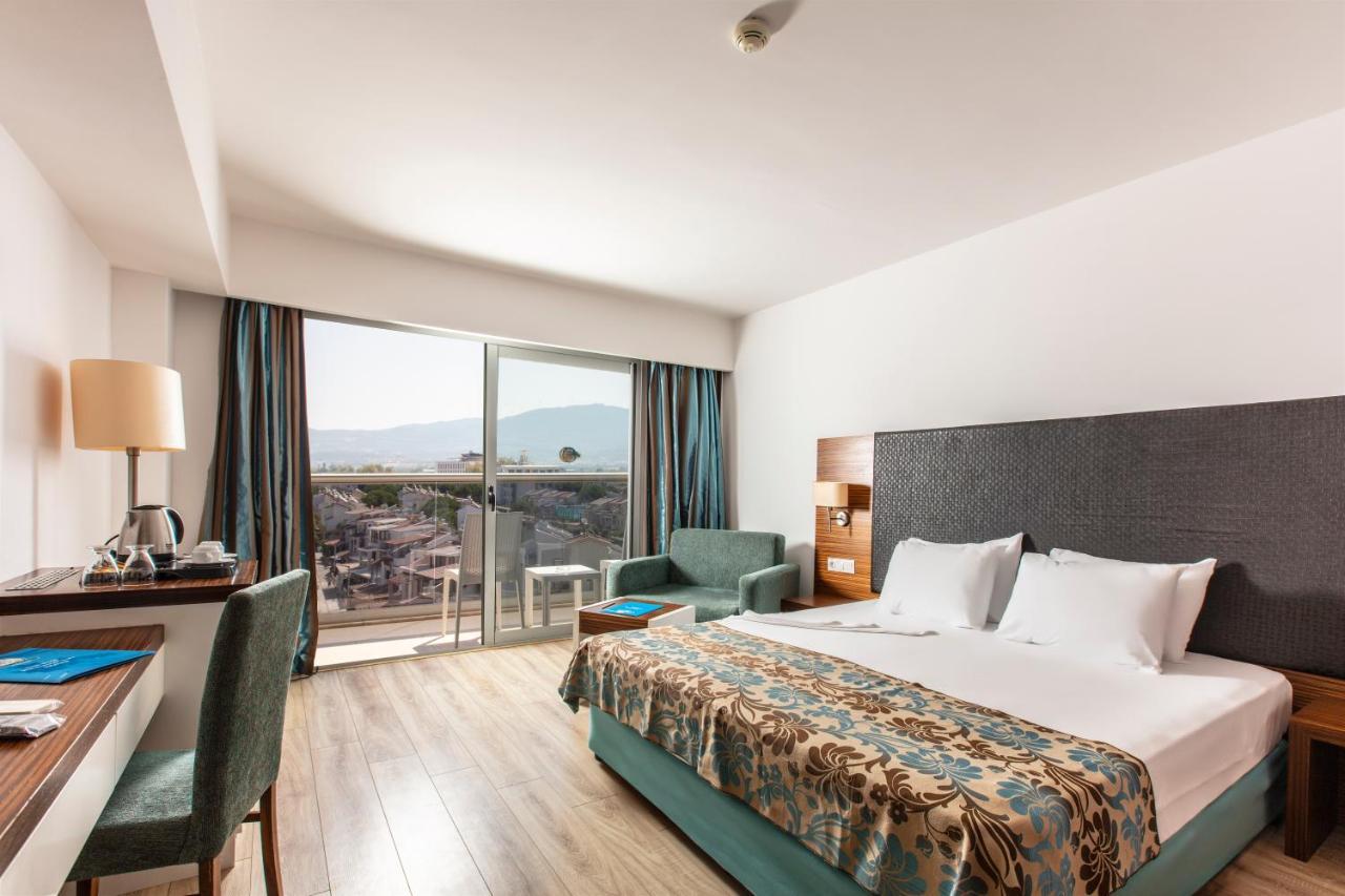 Palm Wings Kusadasi Beach Resort&Spa エクステリア 写真