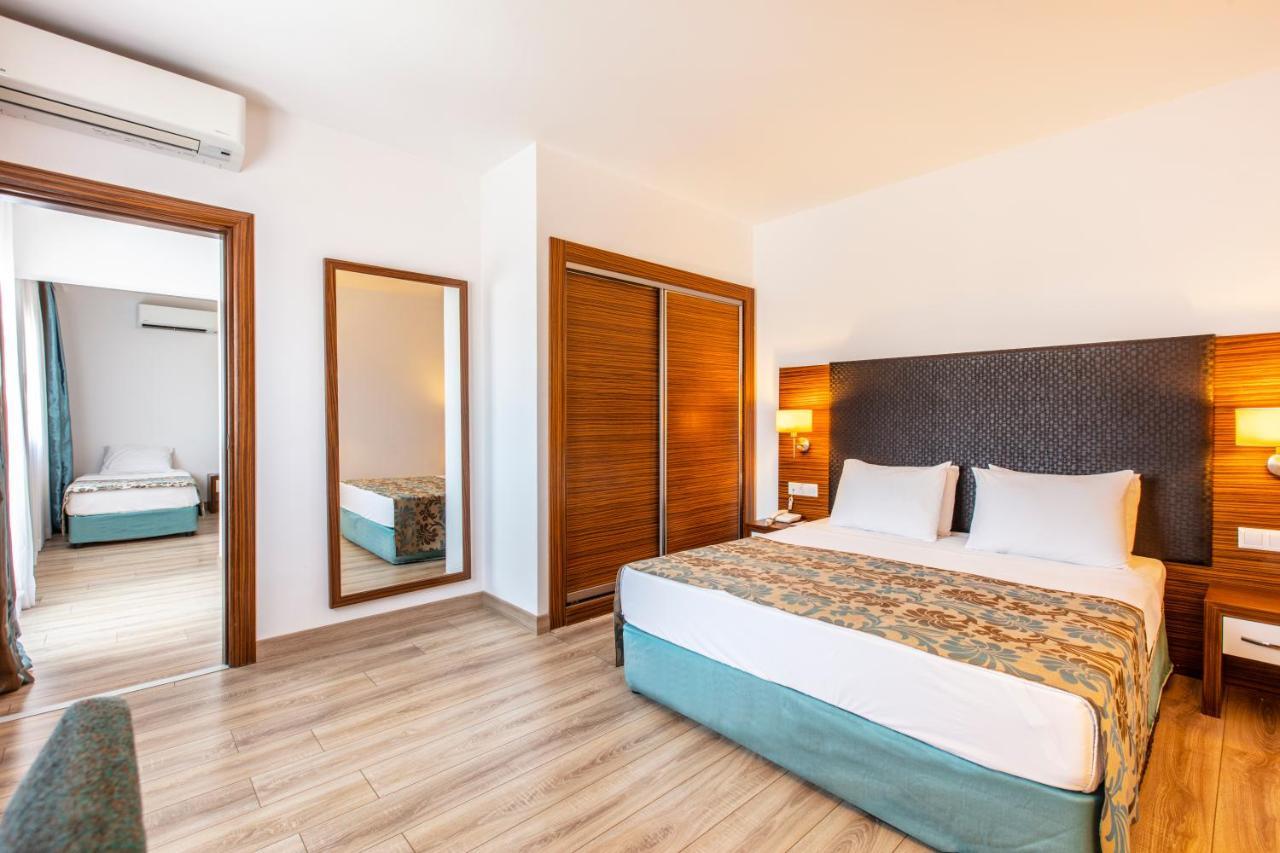 Palm Wings Kusadasi Beach Resort&Spa エクステリア 写真