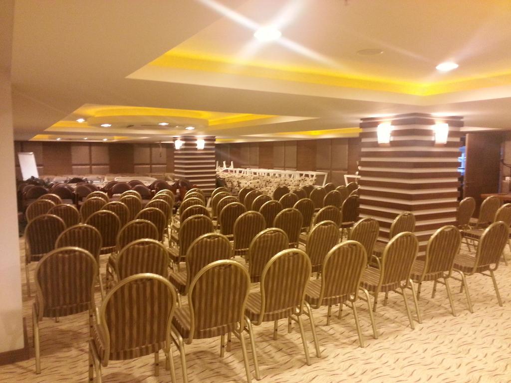 Palm Wings Kusadasi Beach Resort&Spa エクステリア 写真