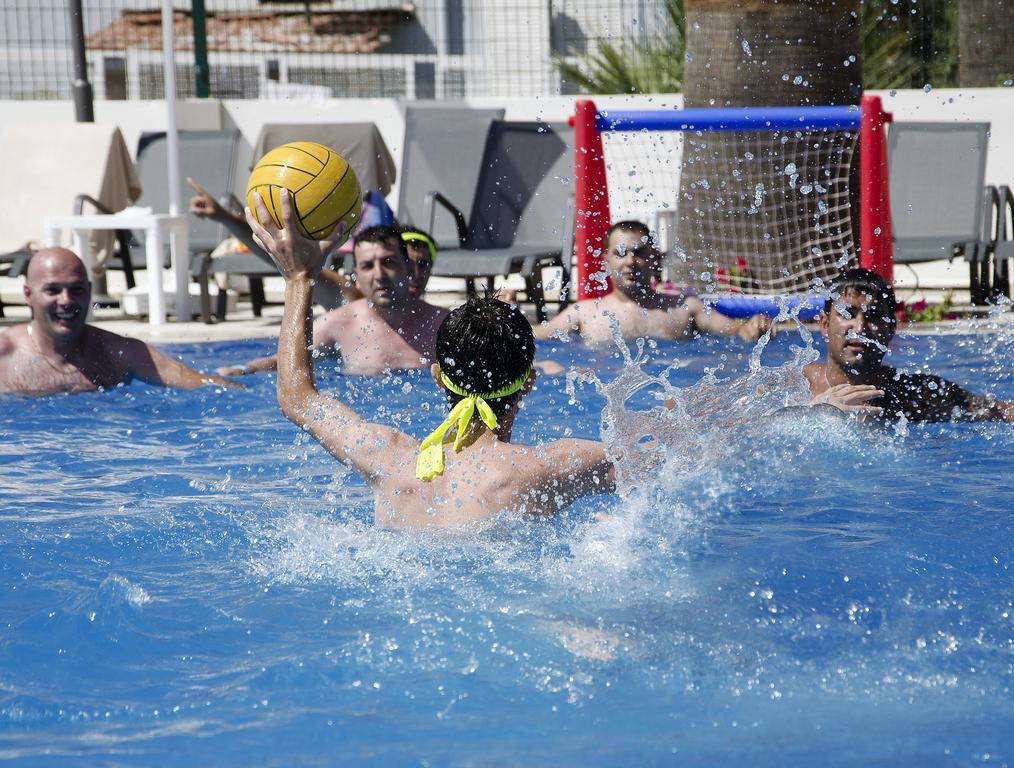 Palm Wings Kusadasi Beach Resort&Spa エクステリア 写真