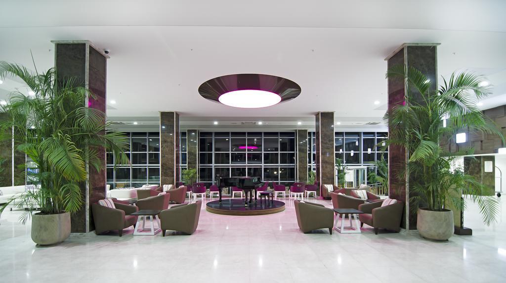 Palm Wings Kusadasi Beach Resort&Spa エクステリア 写真