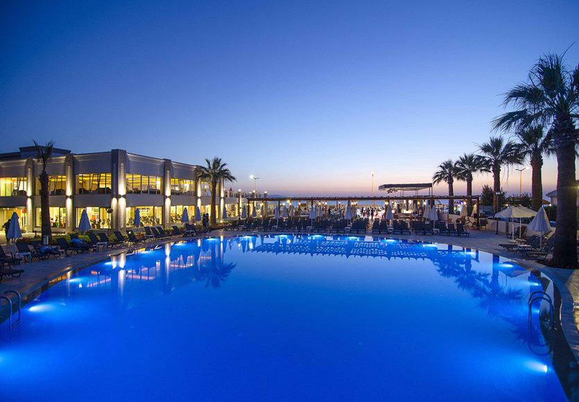 Palm Wings Kusadasi Beach Resort&Spa エクステリア 写真