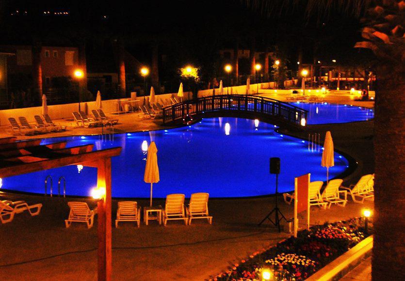 Palm Wings Kusadasi Beach Resort&Spa エクステリア 写真
